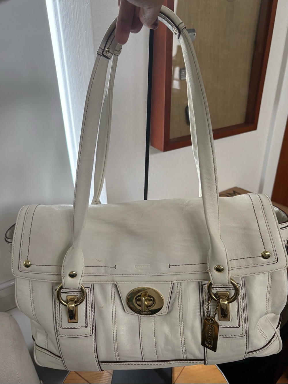 Vintage Y2K Coach Hamptons White Leather Turnlock Flap Satchel with hangtag